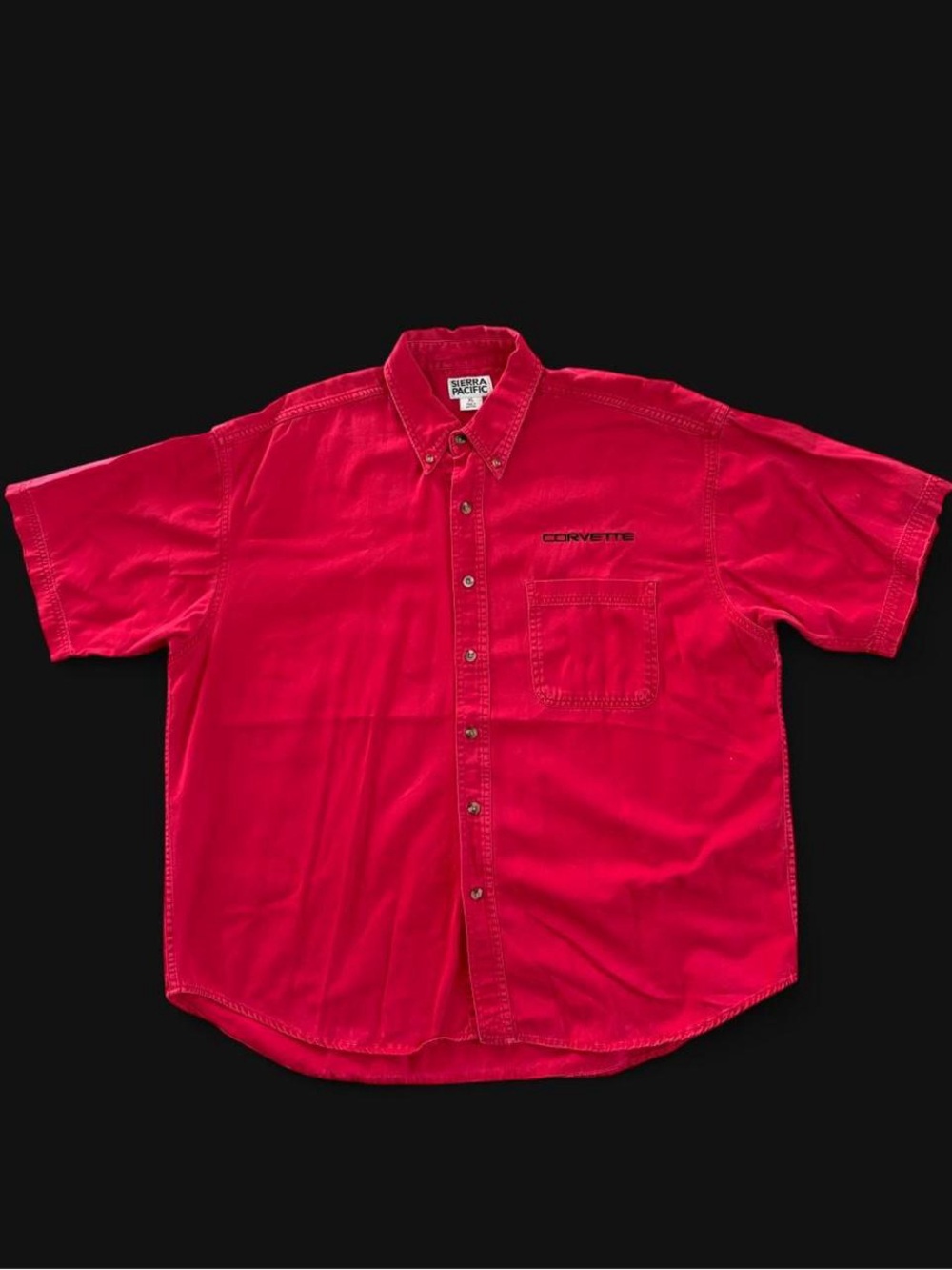Corvette Embroidered Short-Sleeve Button-Down Shirt in Red